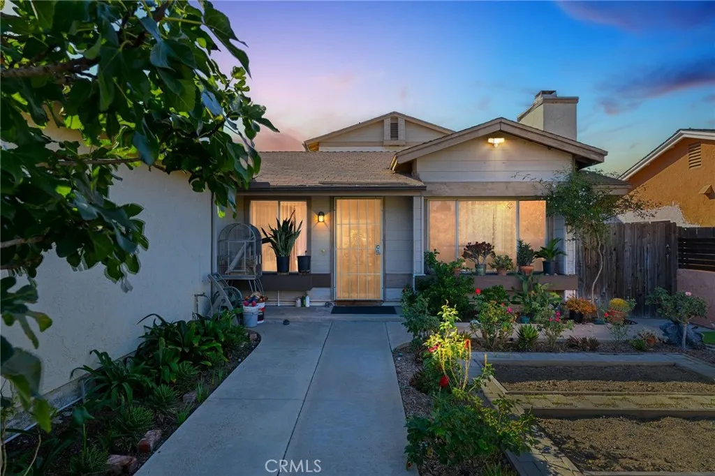 Additional image 2 of 7857 Embry Point Pt, San Diego, CA 92126