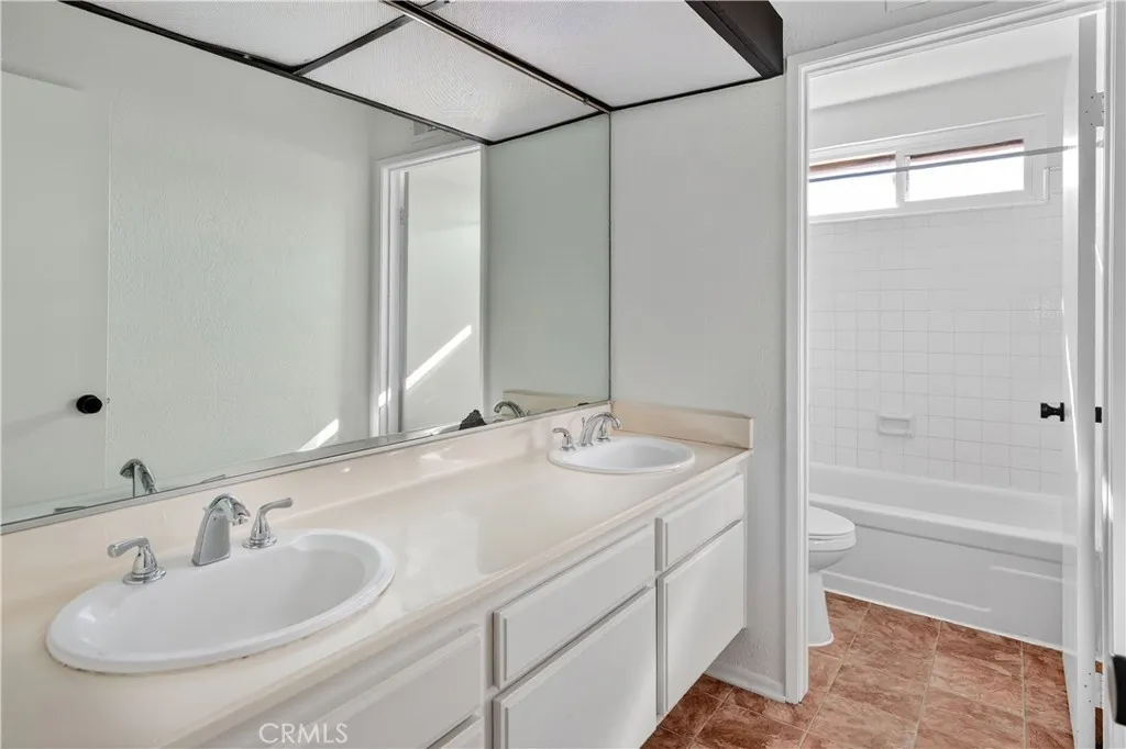 Additional image 76 of 23306 Tristin Dr, Valencia, CA 91355