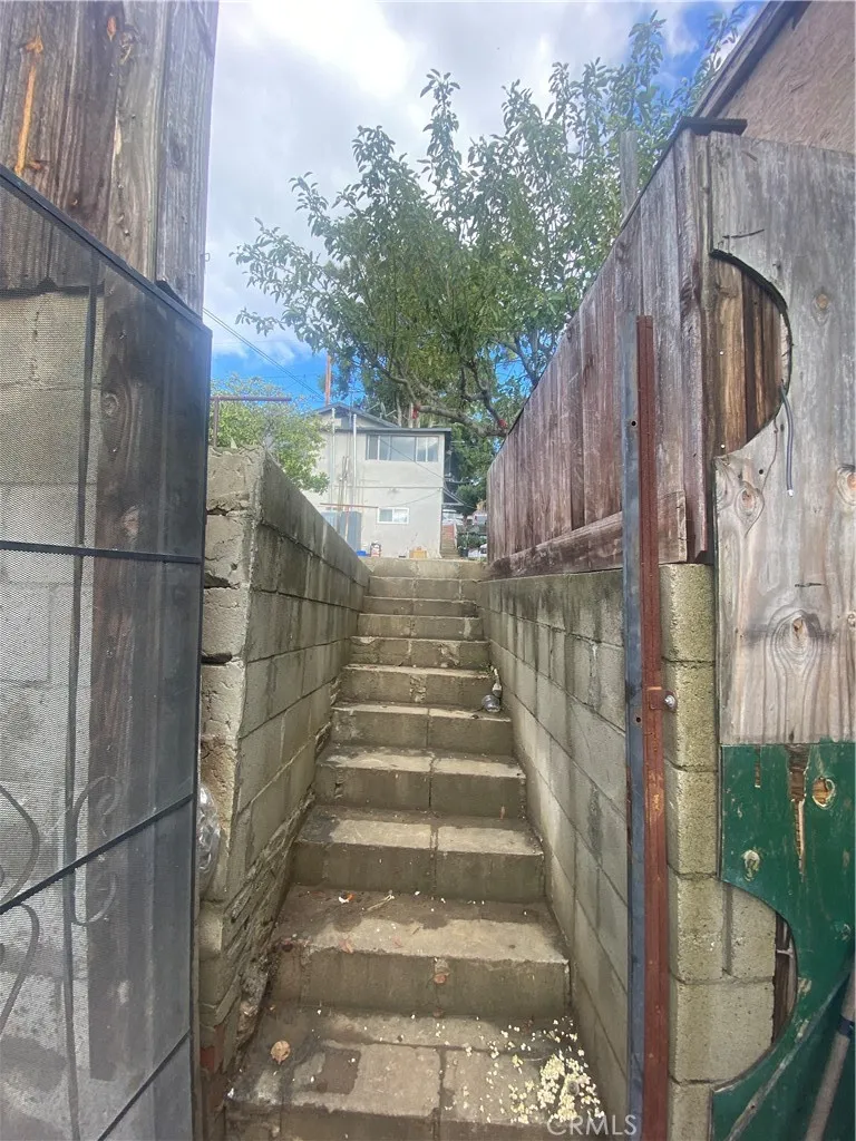 Additional image 61 of 1129 N Alma Avenue, Los Angeles, CA 90063