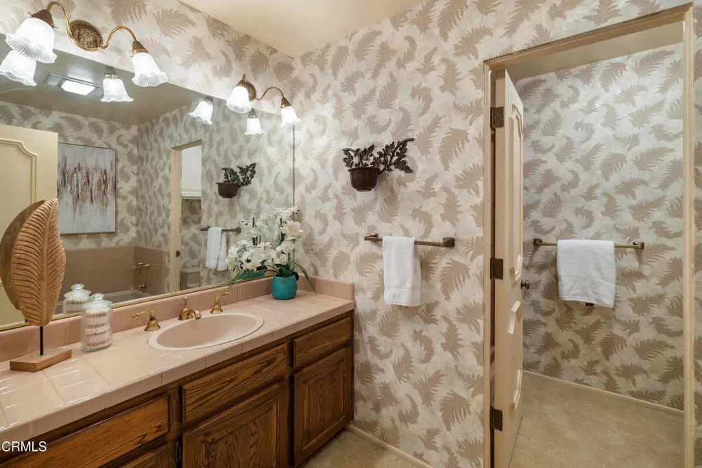 Additional image 94 of 1400 Valley View Road Unit 1, Glendale, CA 91202