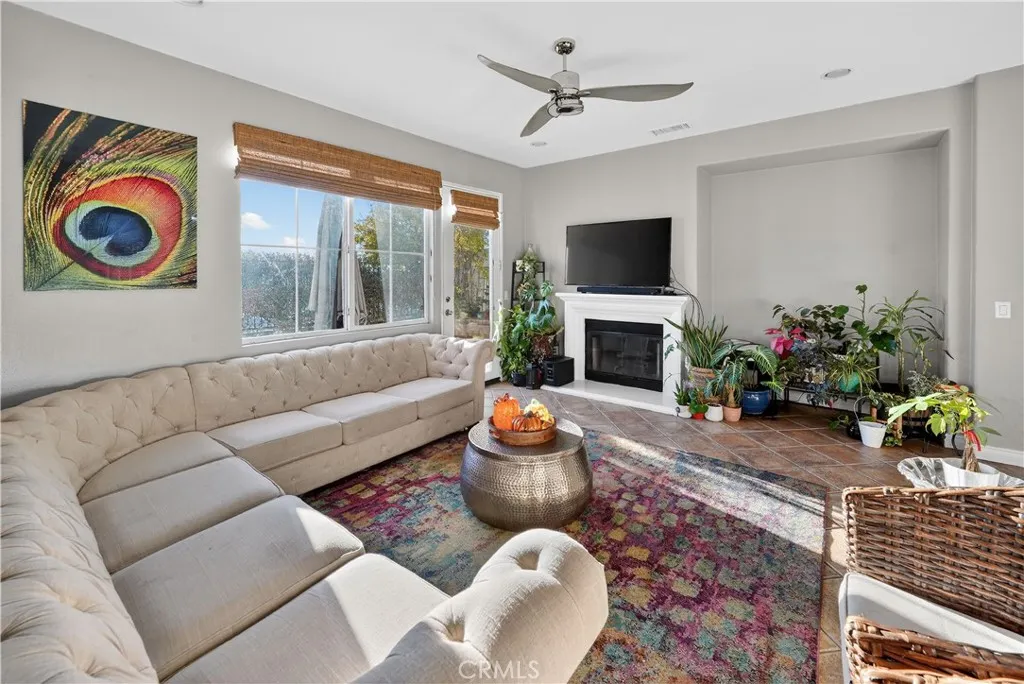 Additional image 10 of 24332 Lorenzo Ln, Valencia, CA 91355