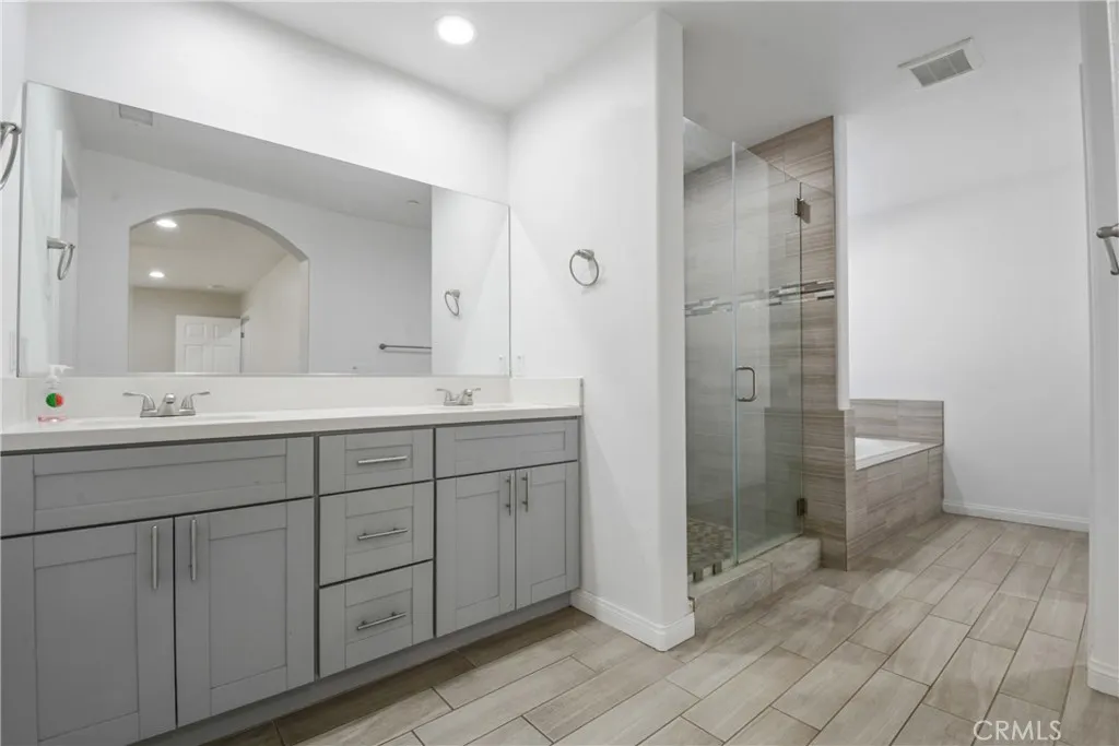 Additional image 63 of 8214 10th Ave, Hesperia, CA 92345