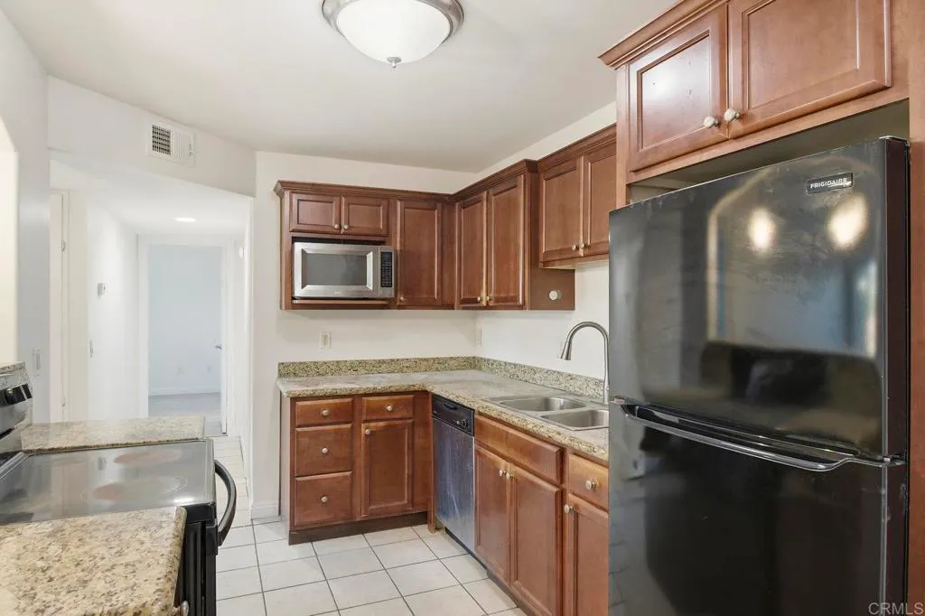 Additional image 12 of 550 Graves Avenue Unit 8, El Cajon, CA 92020