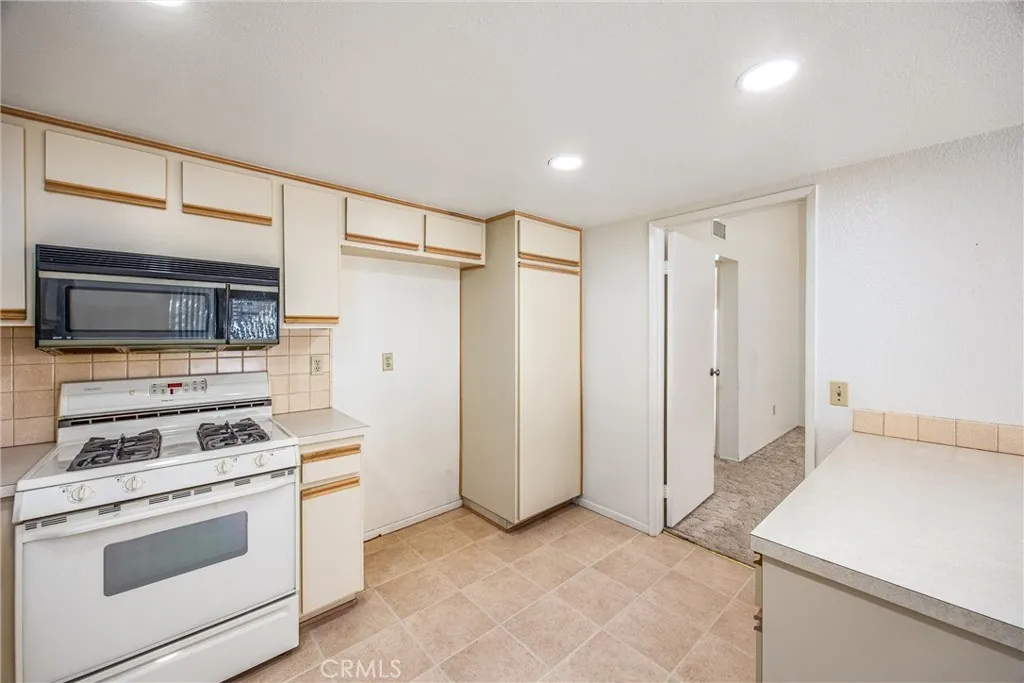 Additional image 14 of 1089 Ardmore Circle, Redlands, CA 92374