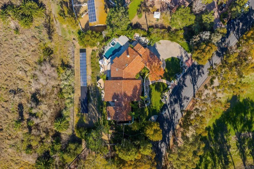 Property image for 528 Flores De Oro, Rancho Santa Fe, CA 92067