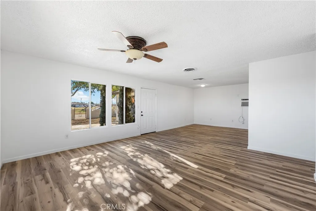 Additional image 11 of 8443 Dogbane Ave, California City, CA 93505