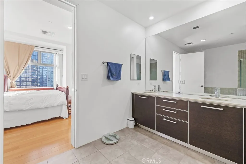 Additional image 12 of 801 S Grand Ave Unit 1611, Los Angeles, CA 90017