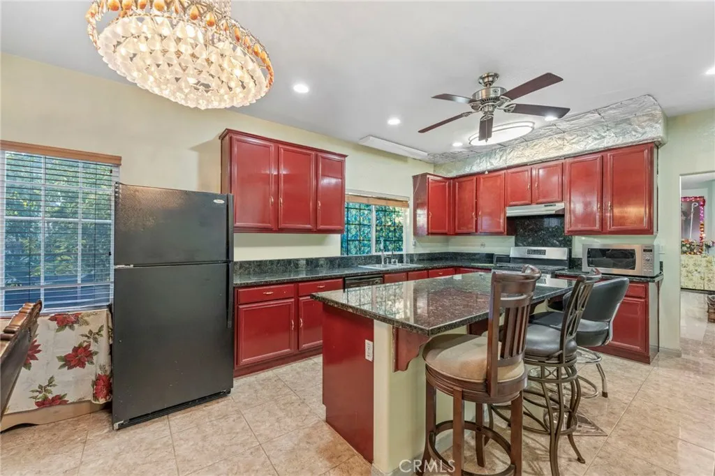 Additional image 91 of 1553 W Ceres St, Rialto, CA 92376