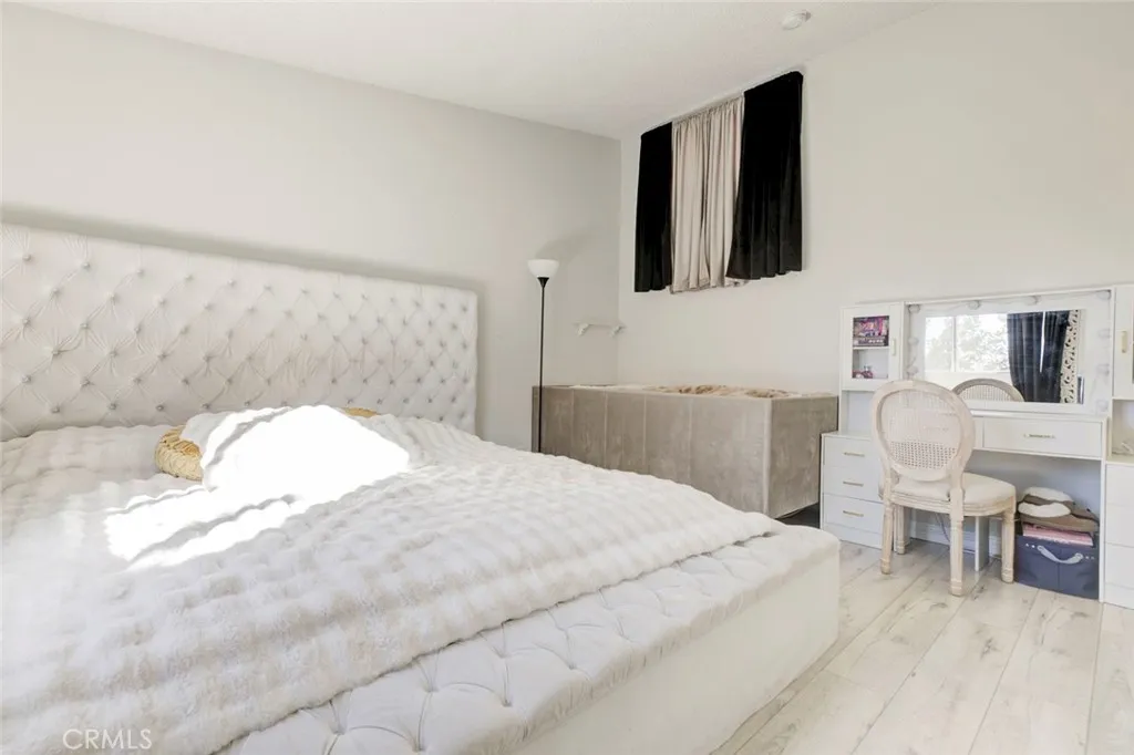 Additional image 88 of 12325 Sweetbriar, Pacoima, CA 91331