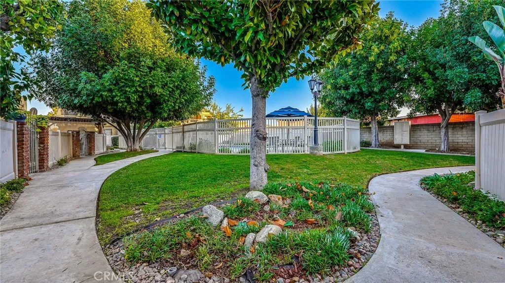 Additional image 90 of 181 W La Verne Unit 5, Pomona, CA 91767