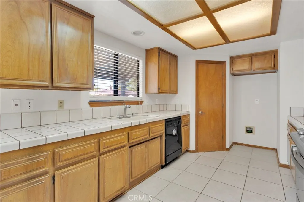 Additional image 12 of 13910 Rincon Rd, Apple Valley, CA 92307