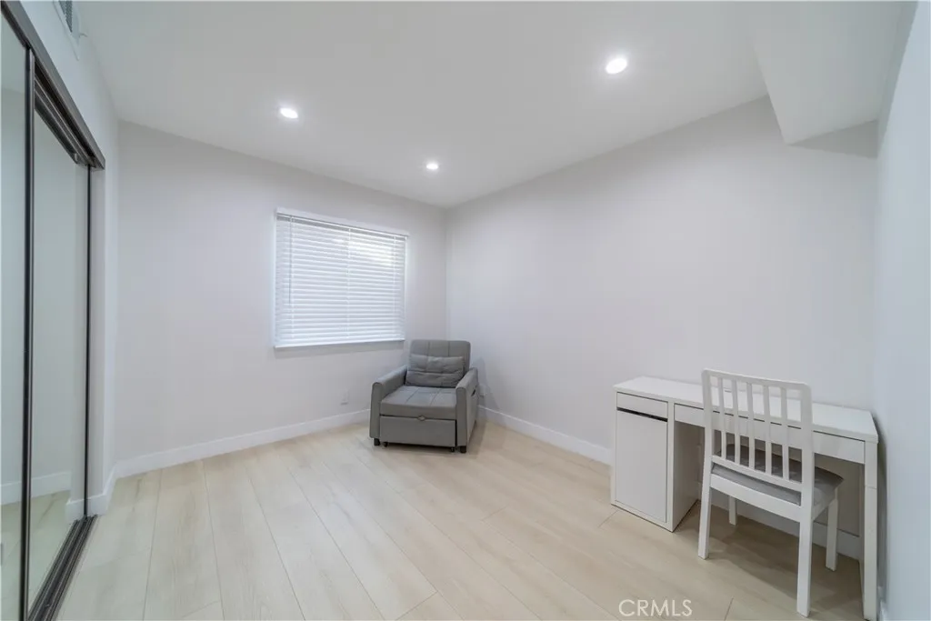 Additional image 50 of 902 E Walnut Avenue, Burbank, CA 91501