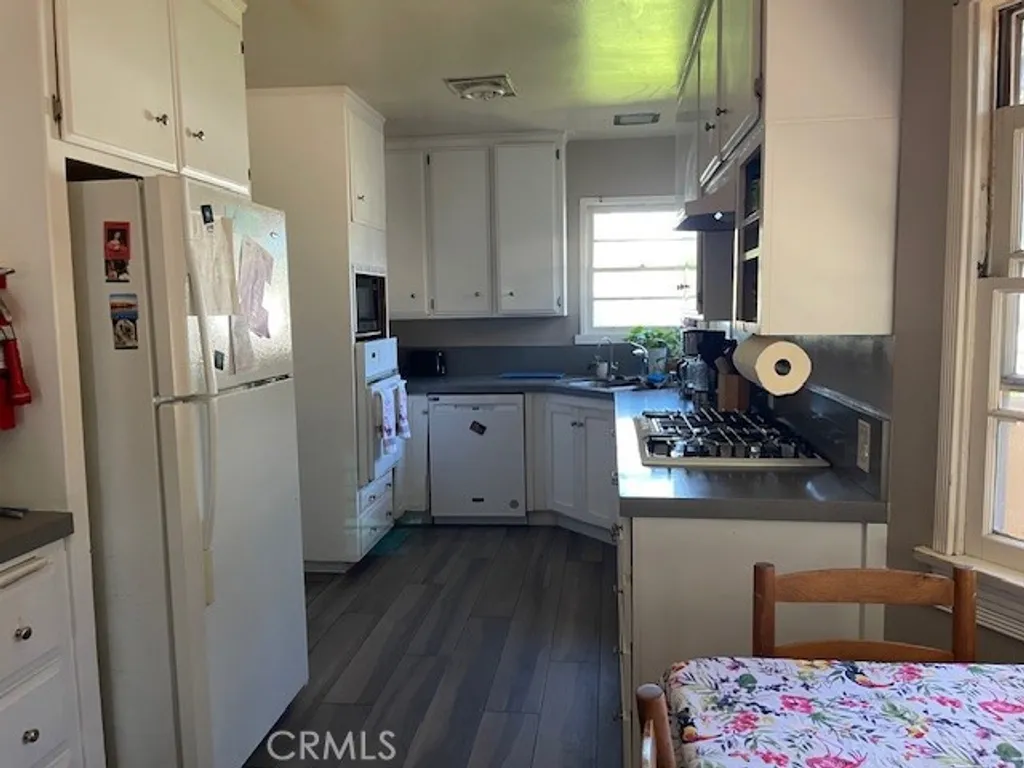 Additional image 11 of 13430 Oxnard St, Valley Glen, CA 91401