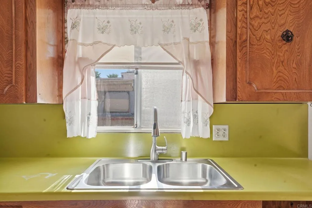 Additional image 15 of 215 Ash Avenue, Chula Vista, CA 91910