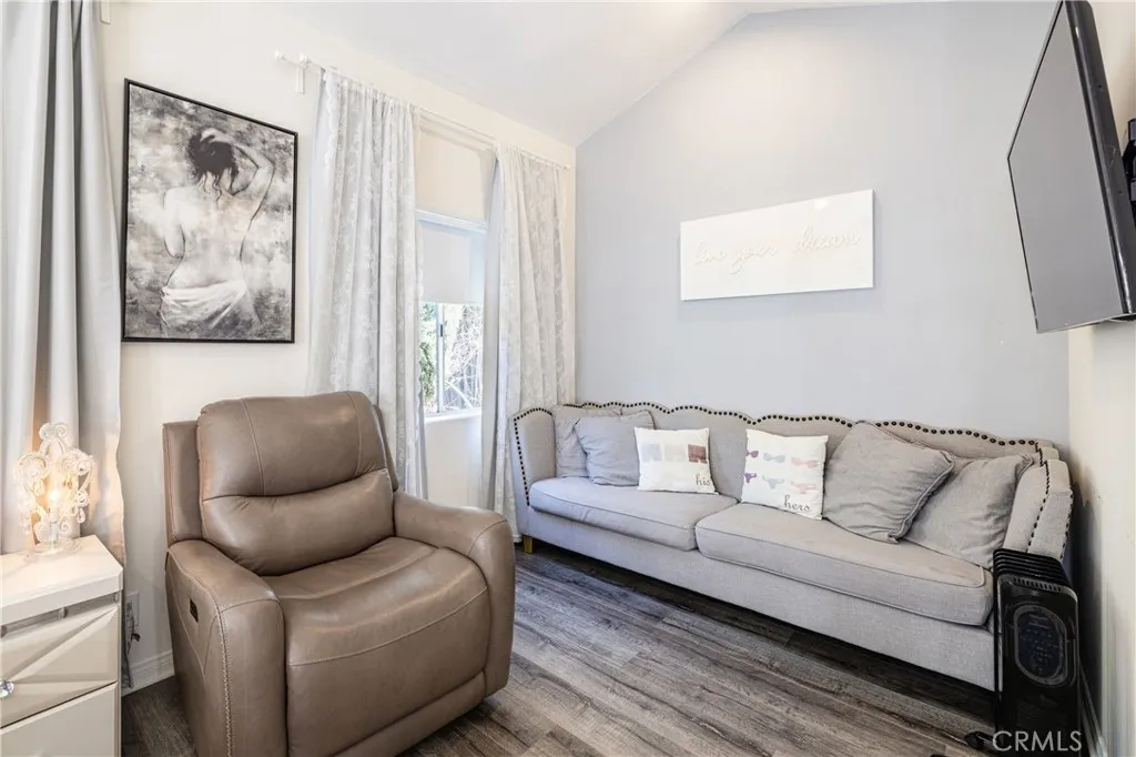 Additional image 17 of 10012 Reseda Boulevard Unit B, Northridge, CA 91324