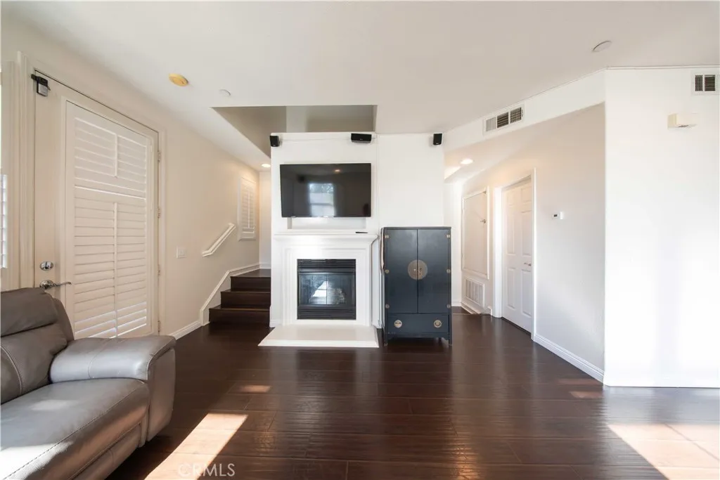 Additional image 49 of 389 Arden Avenue Unit 1, Glendale, CA 91203