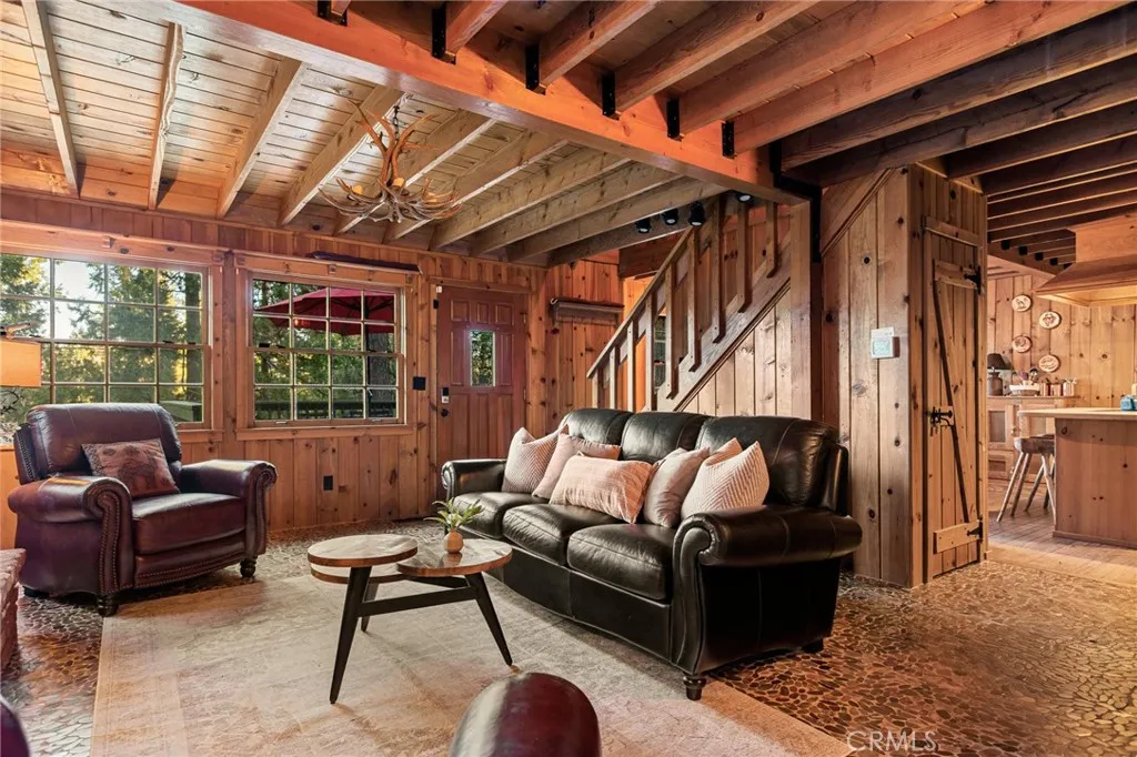 Additional image 3 of 24085 Alpine Dr, Crestline, CA 92325