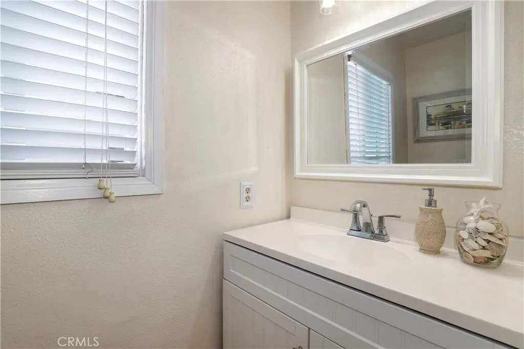 Additional image 41 of 2248 Montair Ave, Long Beach, CA 90815