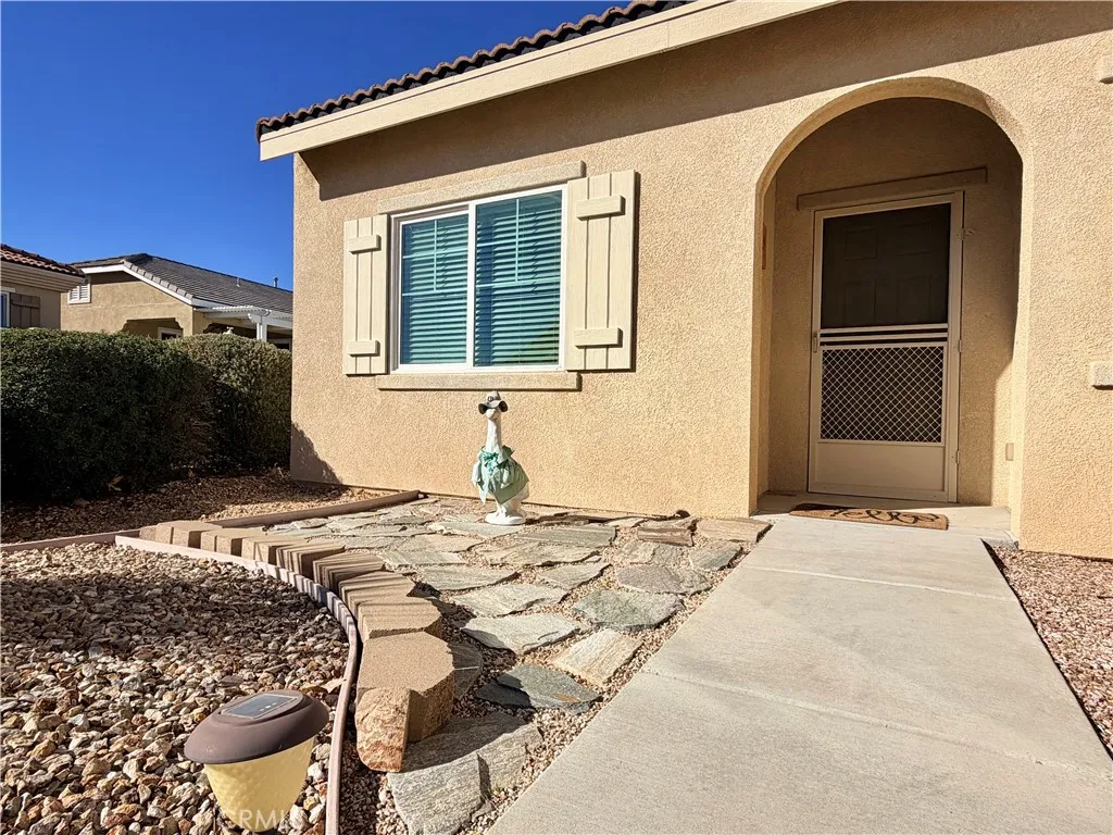 Property image for 19422 Royal Oaks Rd, Apple Valley, CA 92308