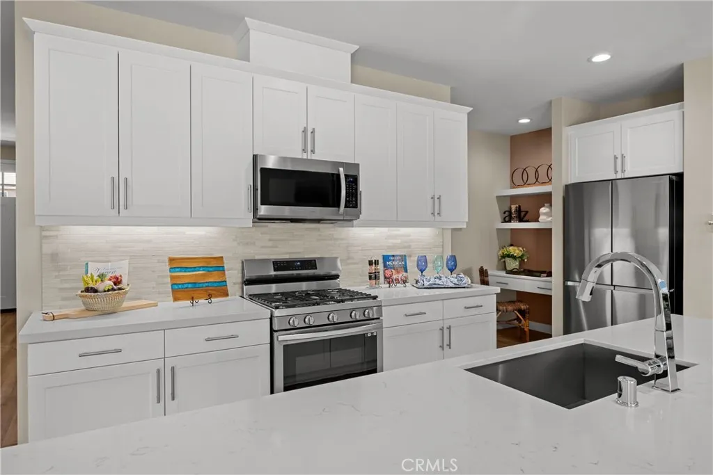 Additional image 6 of 13873 Mesa View Drive, Victorville, CA 92392