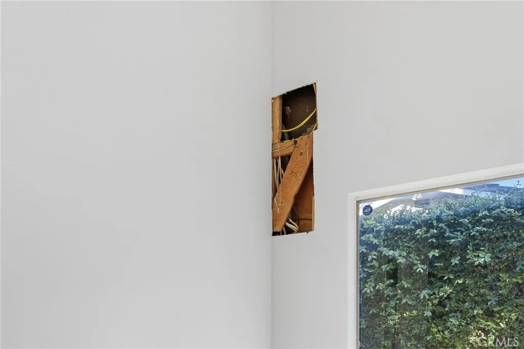 Additional image 60 of 418 W Carol Avenue, Santa Ana, CA 92707