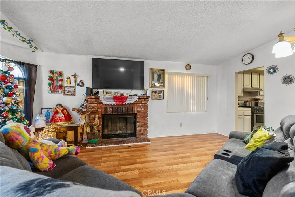 Additional image 23 of 1565 Astoria Ave, Lancaster, CA 93535