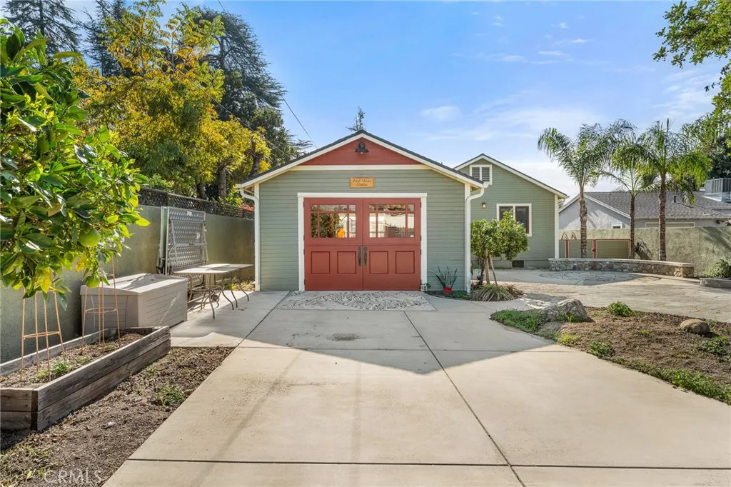 Additional image 81 of 1021 Campus Avenue, Redlands, CA 92374