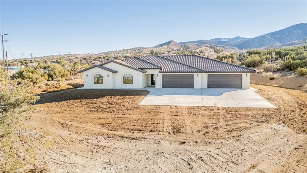 Additional image 2 of 1275 Hollister Rd, Pinon Hills, CA 92372