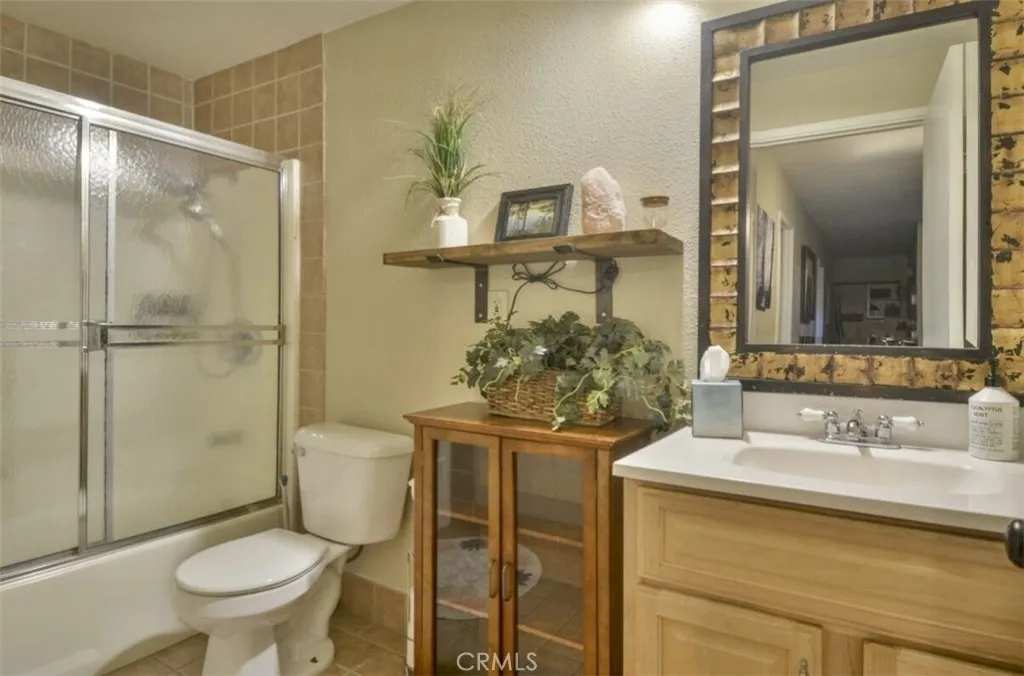 Additional image 24 of 664 Circle Dr, Lake Arrowhead, CA 92352