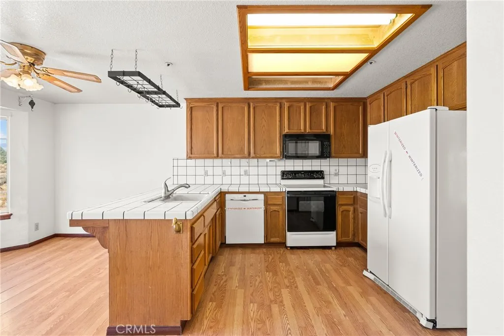 Additional image 36 of 47536 3 Points Road, Lake Hughes, CA 93532