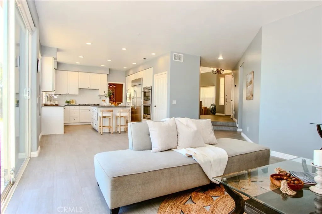 Additional image 31 of 5928 Vista De La Luz, Woodland Hills, CA 91367