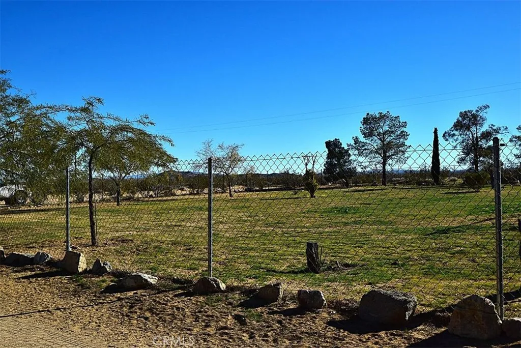 Additional image 31 of 56788 Encantado Rd, Landers, CA 92285