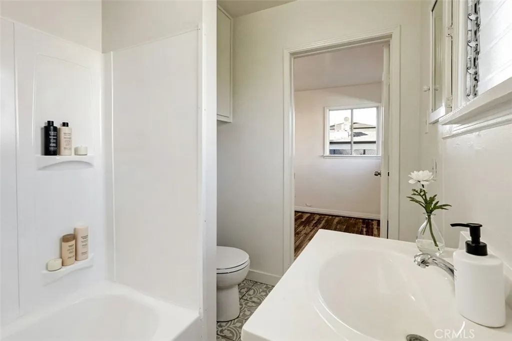 Additional image 38 of 10335 Scoville Avenue, Sunland, CA 91040