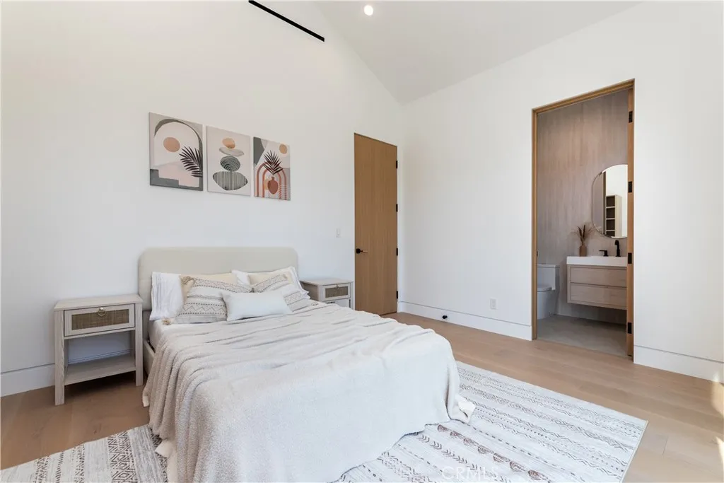 Additional image 82 of 16749 Addison St, Encino, CA 91436