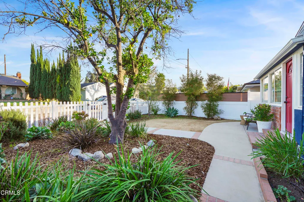 Additional image 5 of 10851 Scoville Avenue, Los Angeles, CA 91040