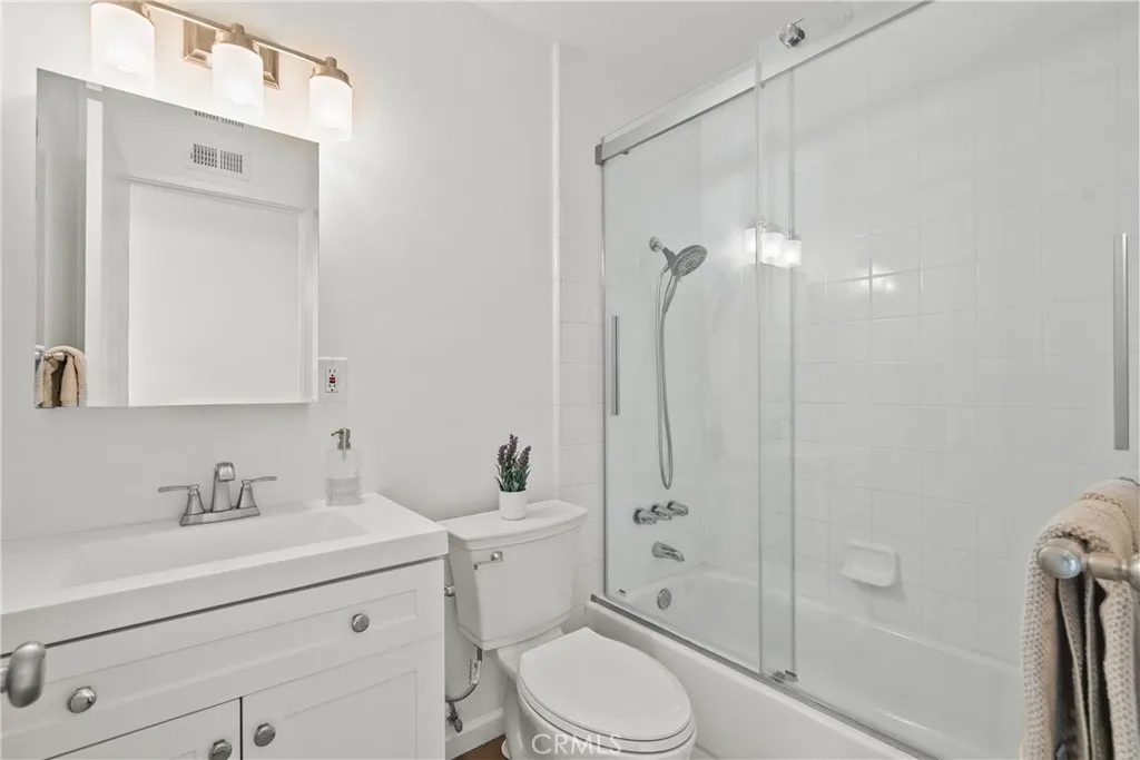 Additional image 80 of 19642 Lonerock St, Canyon Country, CA 91351