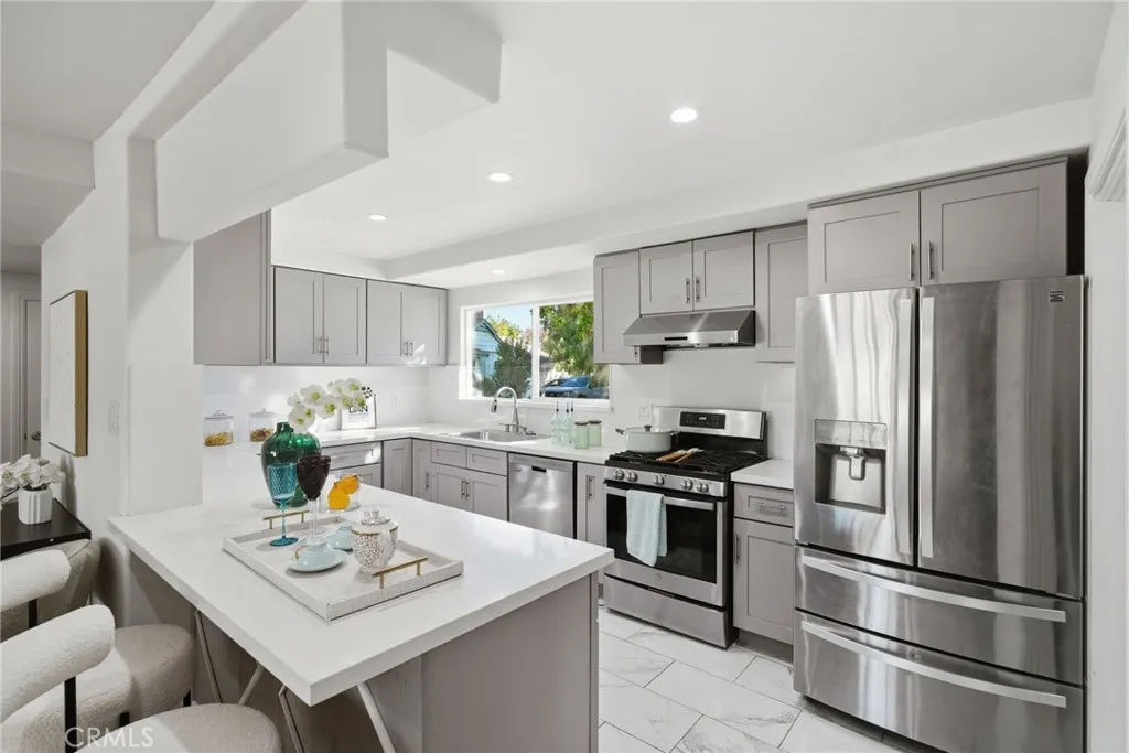 Additional image 11 of 335 N London Place, Anaheim, CA 92806