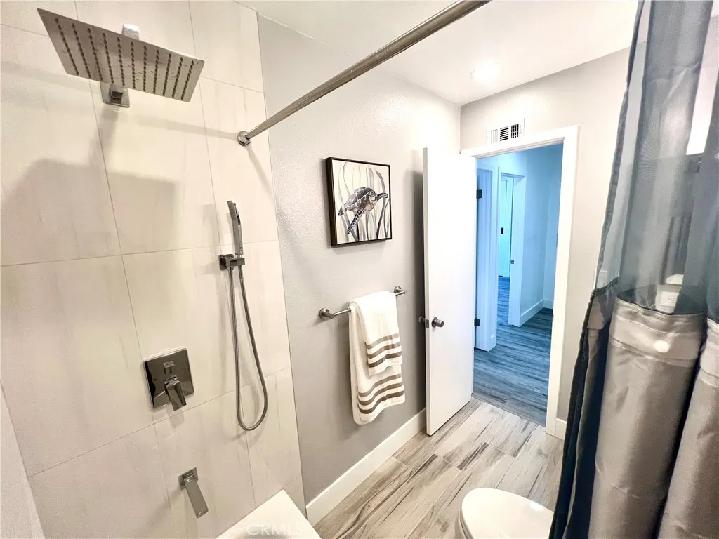 Additional image 19 of 2501 W Sunflower Avenue Unit A6, Santa Ana, CA 92704