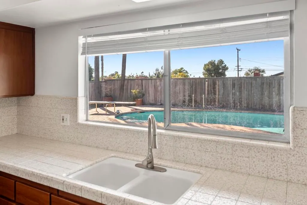 Additional image 47 of 6852 Jackson Dr, San Diego, CA 92119