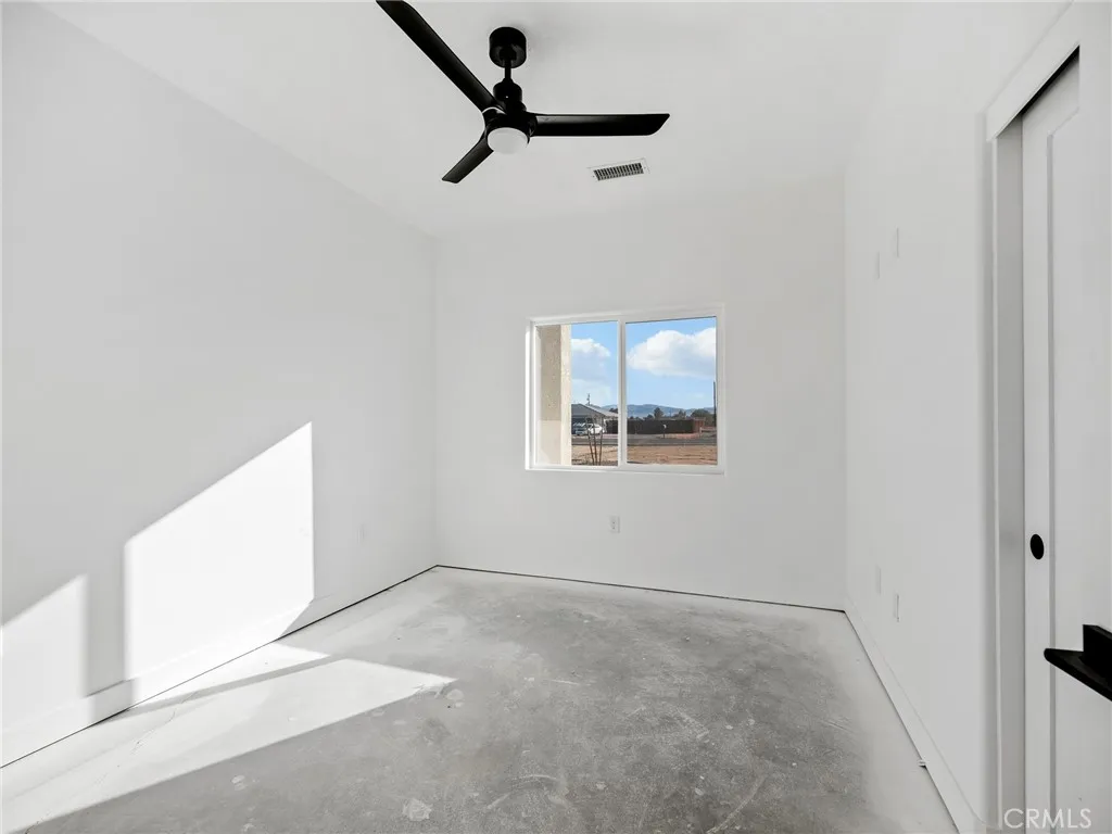 Additional image 22 of 15605 Dale Evans Parkway, Apple Valley, CA 92307