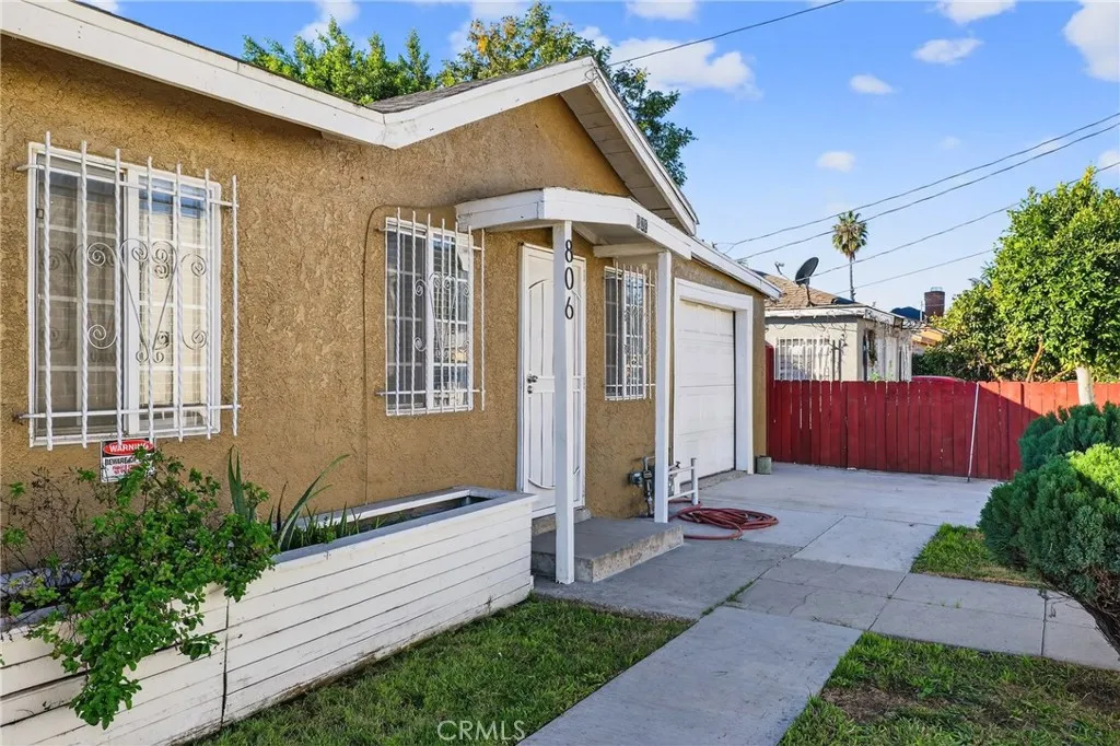 Additional image 52 of 806 W Spruce Street, Compton, CA 90220