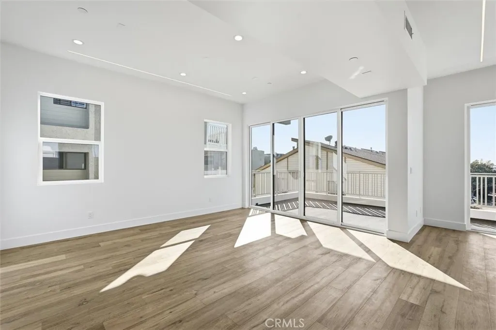 Additional image 8 of 617 N Irena Avenue Unit C, Redondo Beach, CA 90277