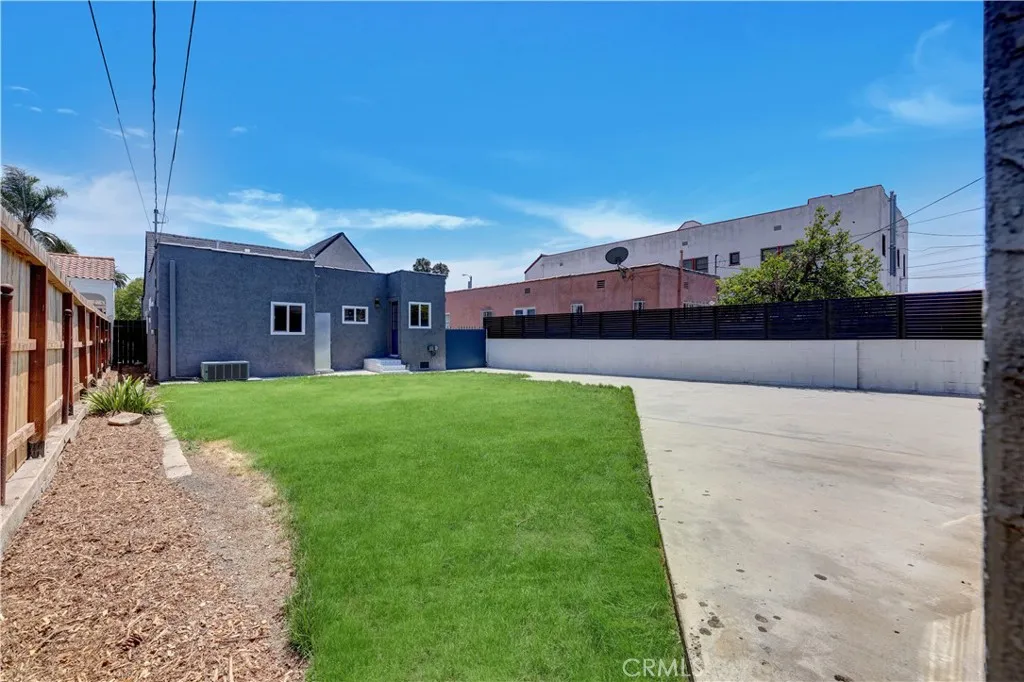 Additional image 106 of 3515 S Norton Avenue, Los Angeles, CA 90018