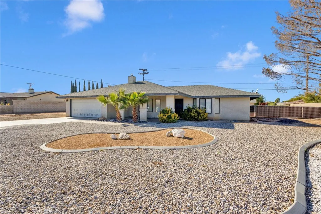 Additional image 3 of 13910 Rincon Rd, Apple Valley, CA 92307