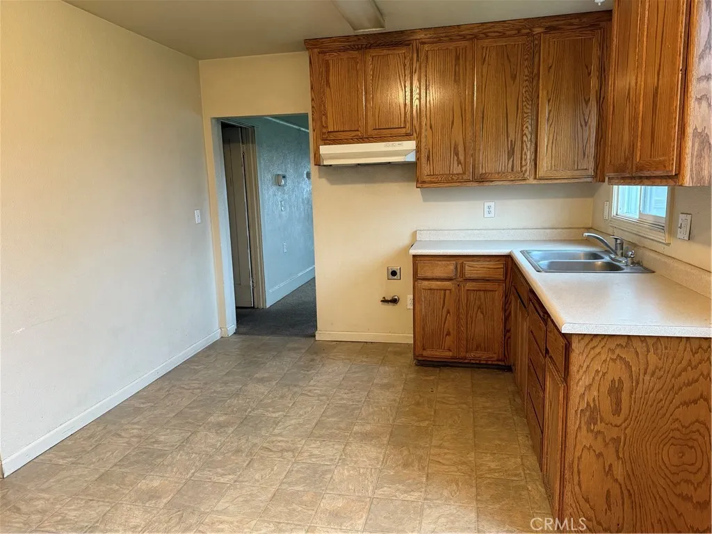 Additional image 8 of 204 W 25th St, Merced, CA 95340