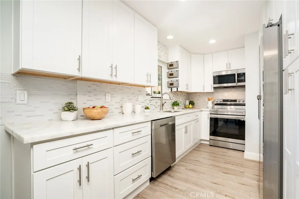 Additional image 51 of 19917 Piccadilly Ln, Huntington Beach, CA 92646