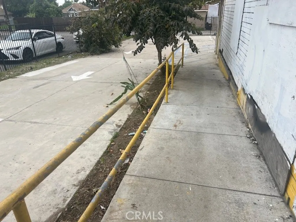 Additional image 5 of 604 E Mission Blvd, Pomona, CA 91766