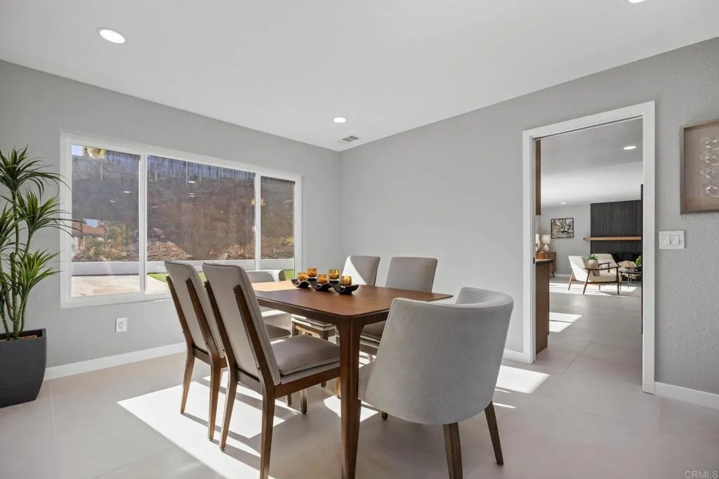 Additional image 14 of 2755 Victoria Avenue, Carlsbad, CA 92010