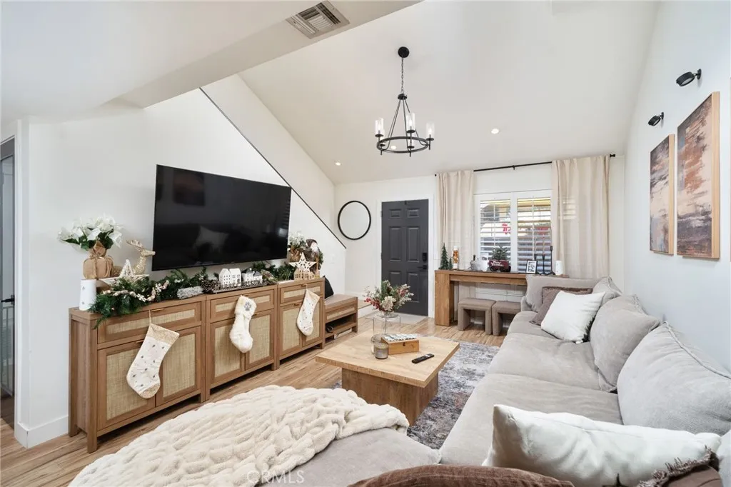 Additional image 27 of 435 W 9th Street Unit A6, Upland, CA 91786