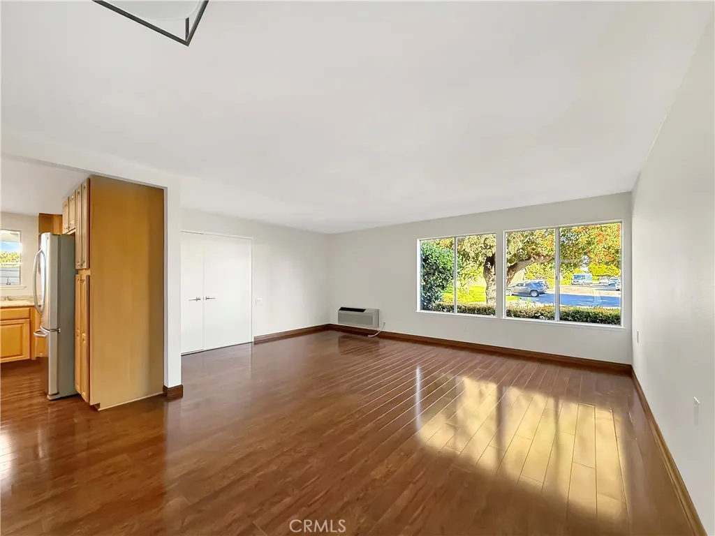 Additional image 10 of 2133 Via Puerta, Laguna Woods, CA 92637